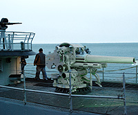 Deck 5 inch gun Pampanito photo