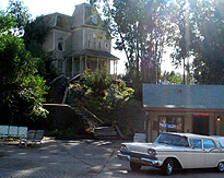 Tour Universal car and motel photo