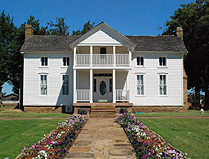 Will Roger Birthouse oologah Fronmt photo