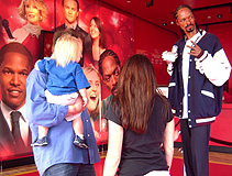 amliy at Madame Tussauds with Snoop Dog photo